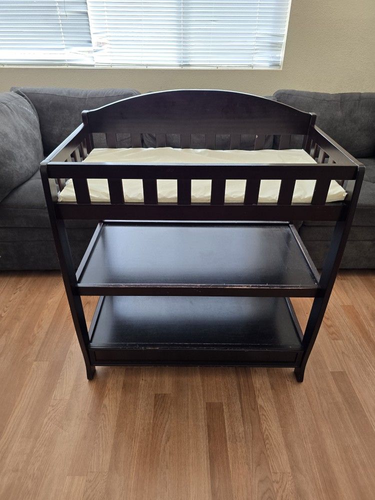 Infant Changing Table with Pad