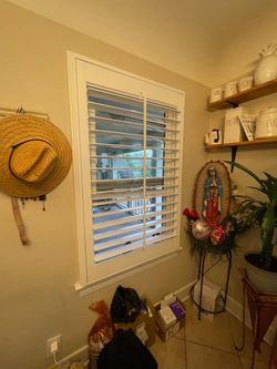 Custom Interior Wood Shutters. Install Included. Persianas De Madera. Best Pricing. We Service All of Southern California. 951-573-2560