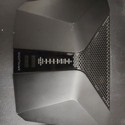 Nighthawk AX4 Router