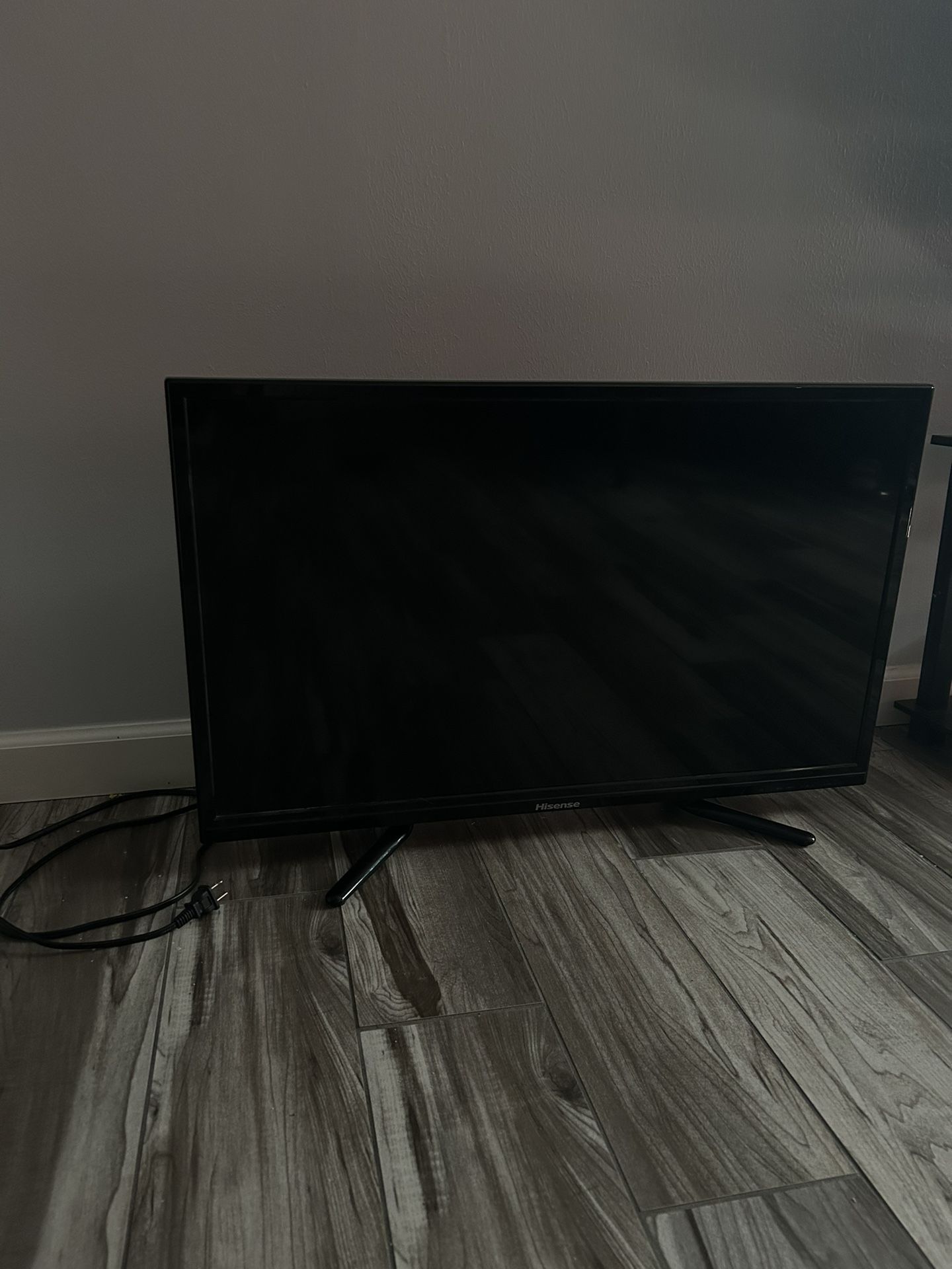 Hisense smart tv 40 inch 