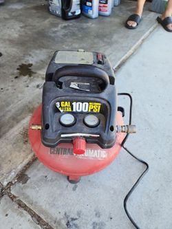 Central Pneumatic 3 Gallon Air compressor