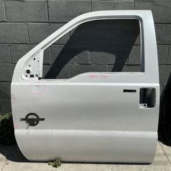 2008 - 2012 FORD F250 - DRIVER DOOR SHELL OEM