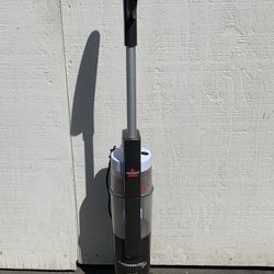 Bissell Pet Vacuum  Cleaner