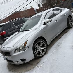 2011 Nissan Maxima