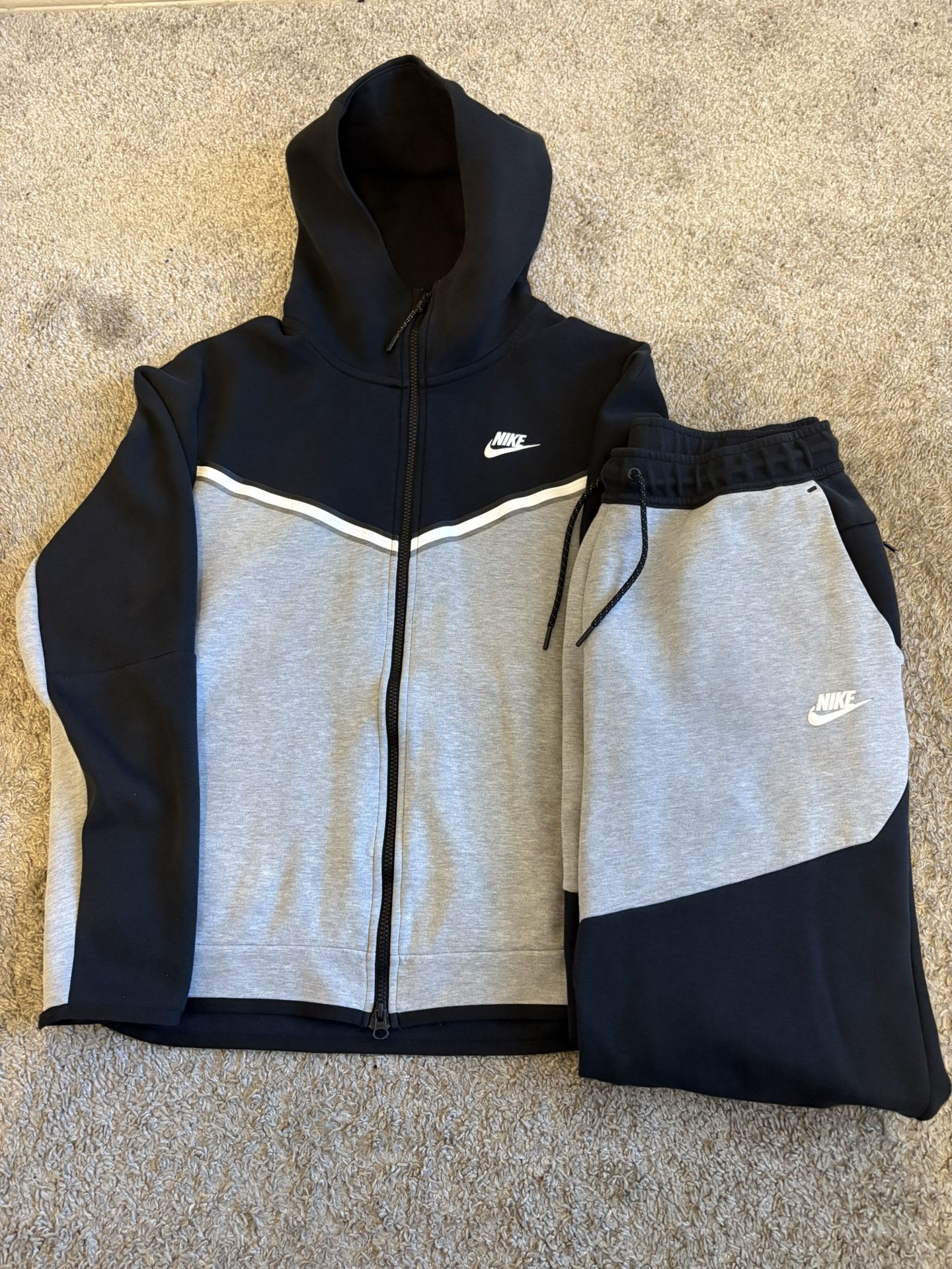 Black And Gray Nike Tech