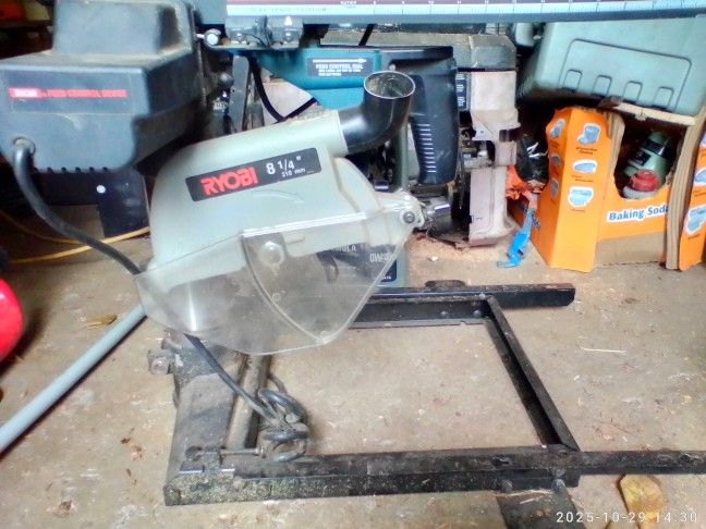 Ryobi  Radial Arm Saw