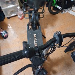 Jetson Ryder Pro Scooter 