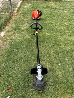 Shop ECHO
21.2 cc Gas 2-Stroke Straight Shaft String Trimmer