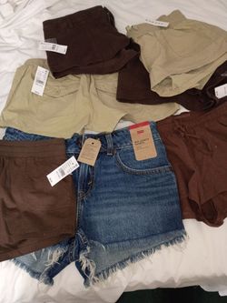 Women's summer shorts sizes mid & small
