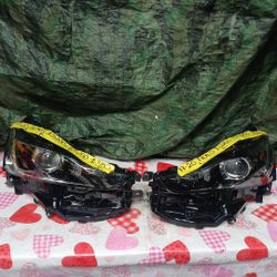 2017-20 Lexus IS200 IS250 L&R Headlight 