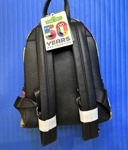 Loungefly Sesame Street Barnes & Noble Exclusive 50th  display picture 2