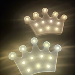 Blue & White Crowns With Light