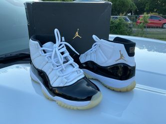 Air Jordan 11 Retro White/Metallic Gold-Black size 10.5