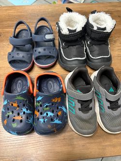 Boy shoes 6C