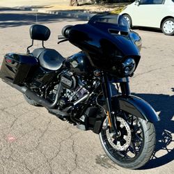 2023 Harley Davidson Street Glide Special