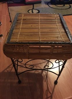 Little bench straw wood like