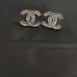 CC 14k White Gold Earrings