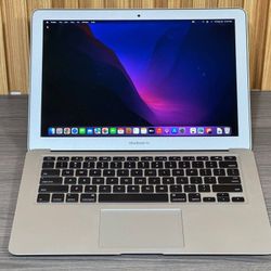Apple MacBook Air 13” Intel I7 Processor 8GB RAM 256GB SSD $200