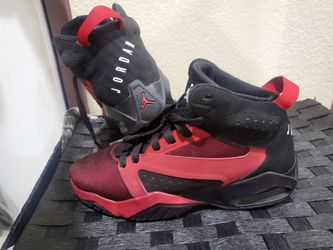 Air Jordan Lift  youth shoes