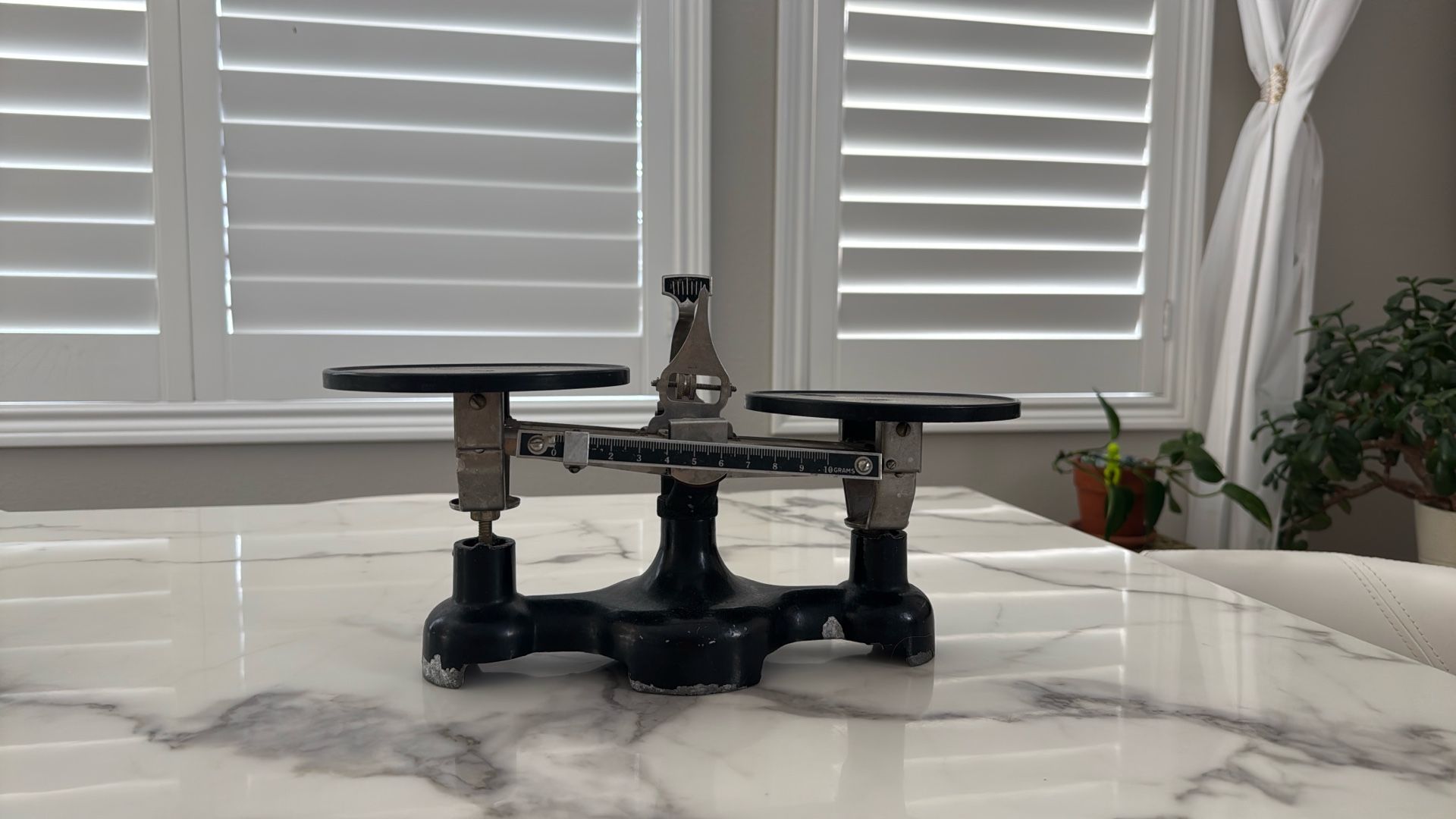 Vintage Double Beam Balance Scale - Scientific/Collectible