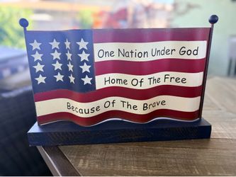Beautiful lot of Fourth of July decor