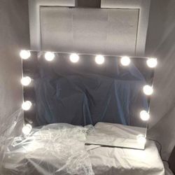New Hollywood LED Vanity Mirror
