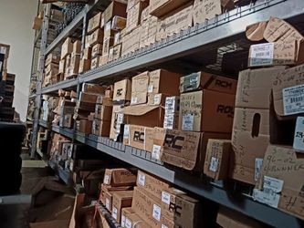 suspensiones rough country a precio de bodega / wholesale para TALLERES Mecanicos Tienda De auto partes LLANTERAS Dealers  (marcanos AL 602 293 3919 