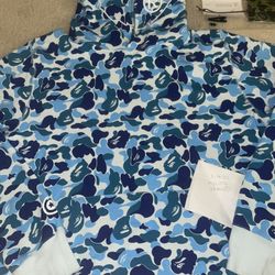 Bape hoodie 2xl 2025