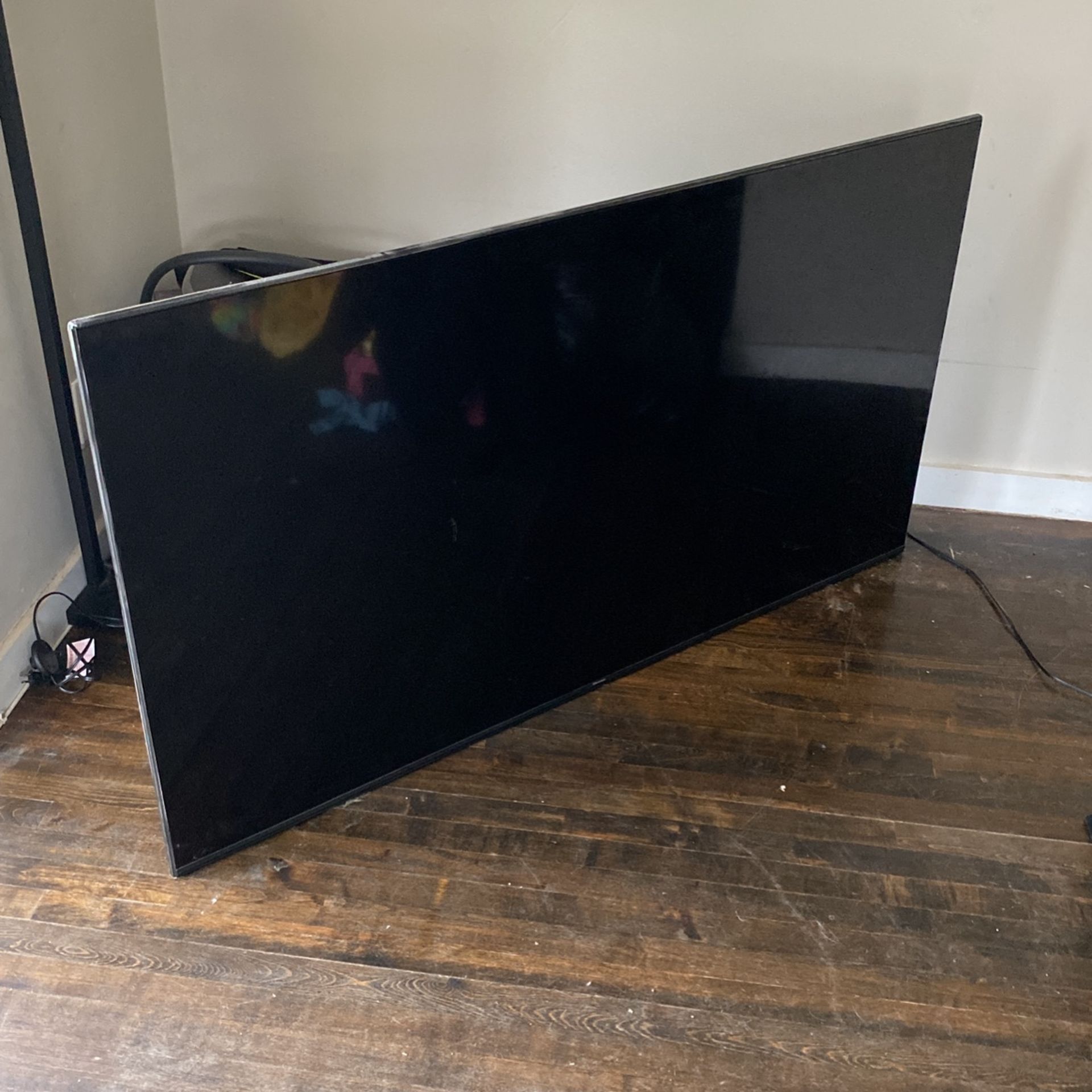 Broken tv
