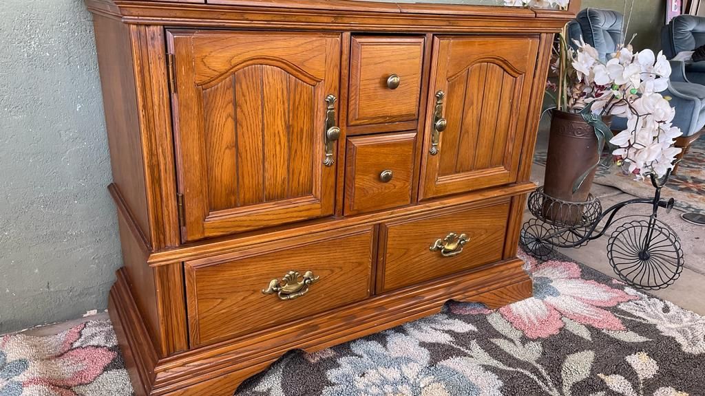 Gorgeous Bassett Buffet Stand
