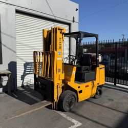TCM Forklift 5000 LB CAP WITH Side Shift