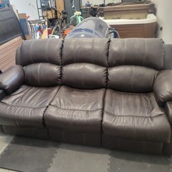 3-seat Couch W/ Cup Holders