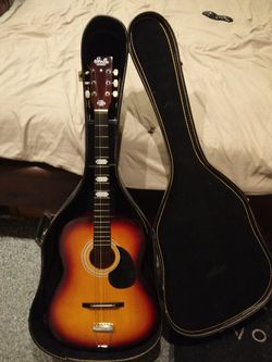 STELLA HARMONY GUITAR 60 YRS OLD BEAUTIFUL SOUND AN LOOKS