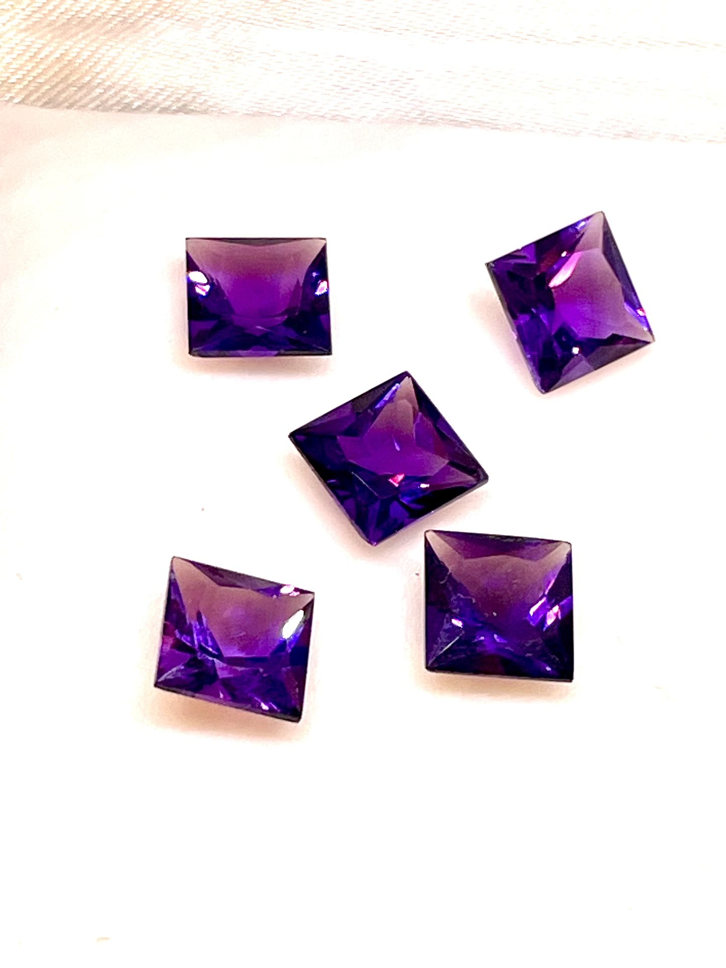 Lot Of 5- 1.5 Ct Amethyst Collectibles