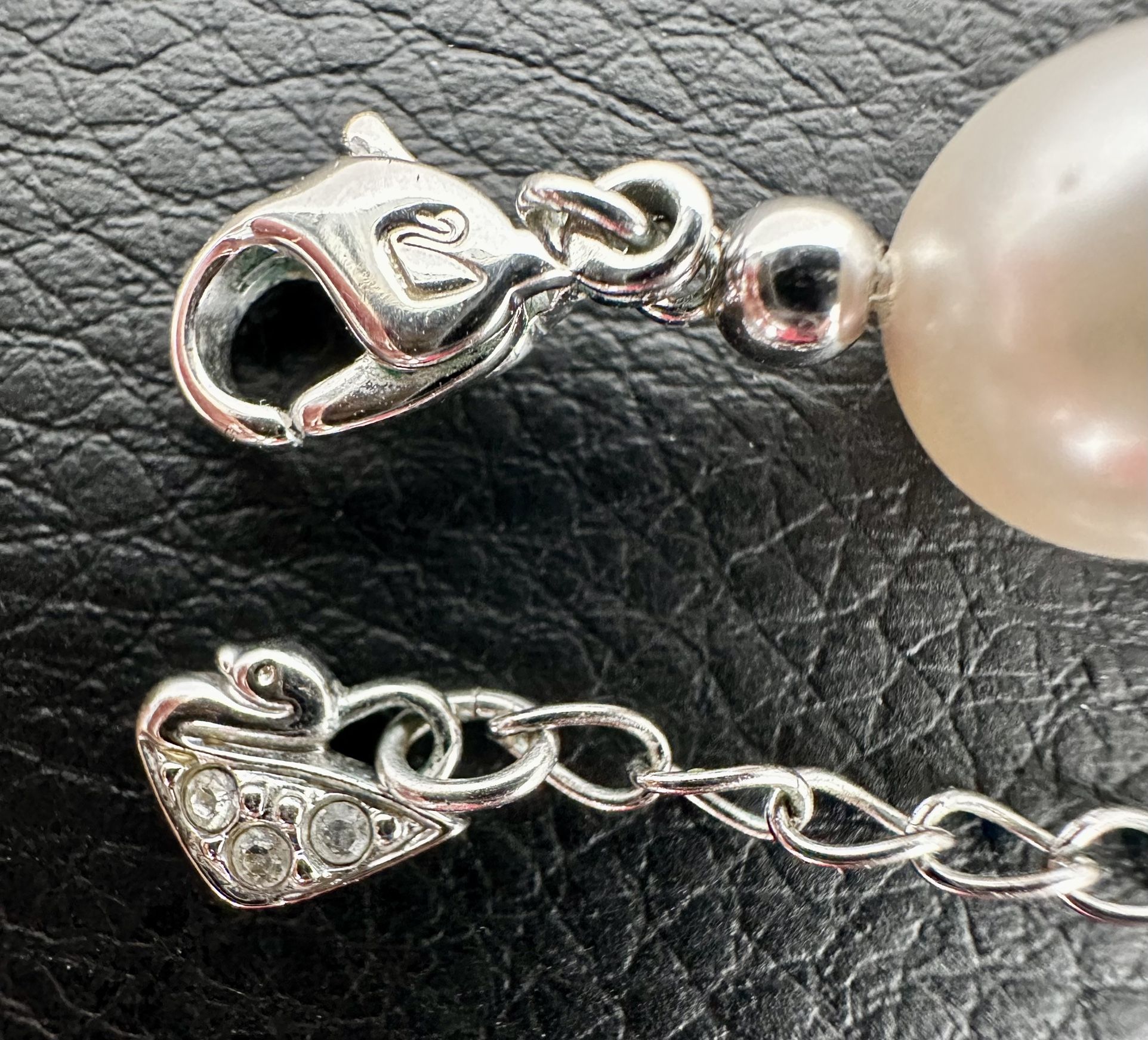 Swarovski Nude Pearl Necklace with Crystal