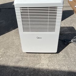 Midea Dehumidifier 