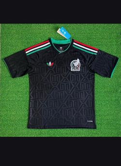 Mexico Black jersey 26’