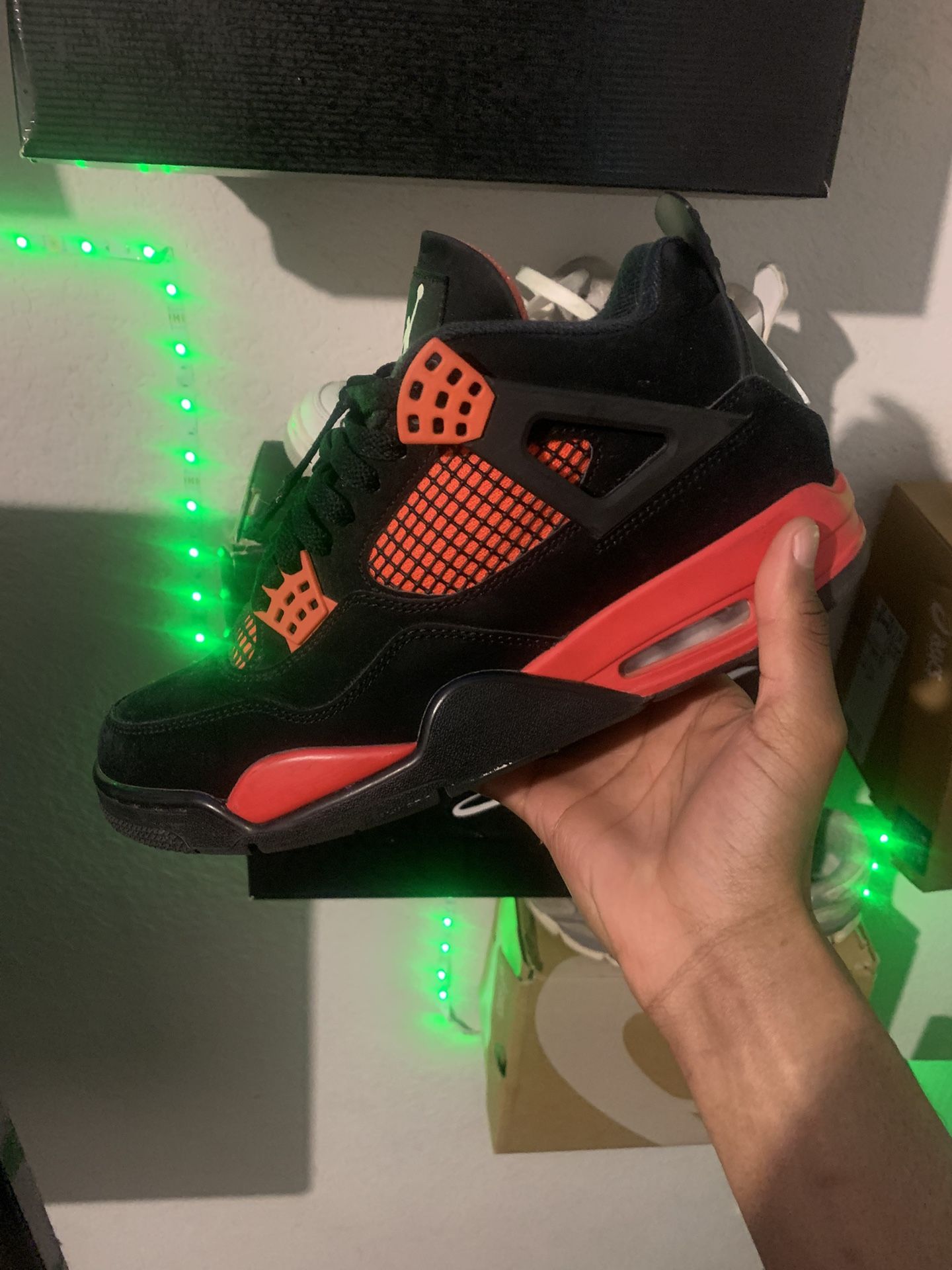 Jordan 4 Black Red Trainers