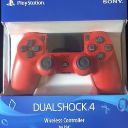 PS4 Controller In Box new 