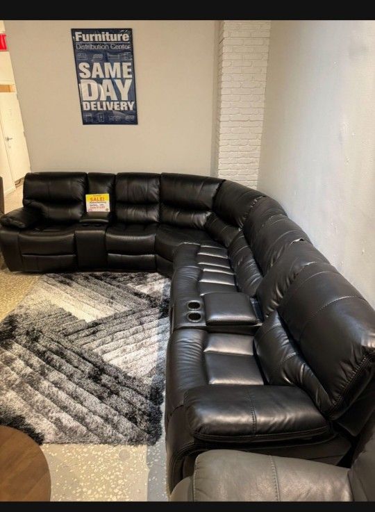 *Memorial Day Now!!!*---Stunning Madrid Black Leather Reclining Sectional Sofa---Delivery And Financing Available🤭