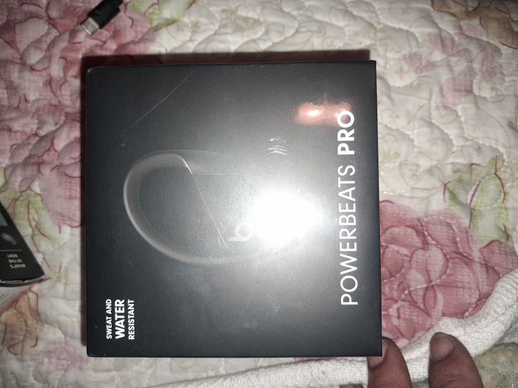 Dre Beats Powerbeats Pro Earbuds