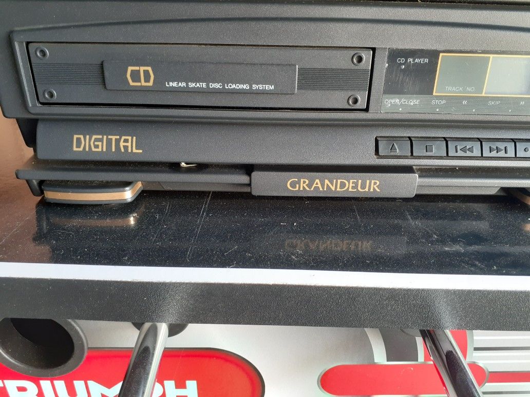 YORX Compact home audio System digital for Sale in Paramount, CA OfferUp