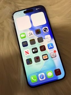 Flawless Apple iPhone 15 128gb unlocked iPhone