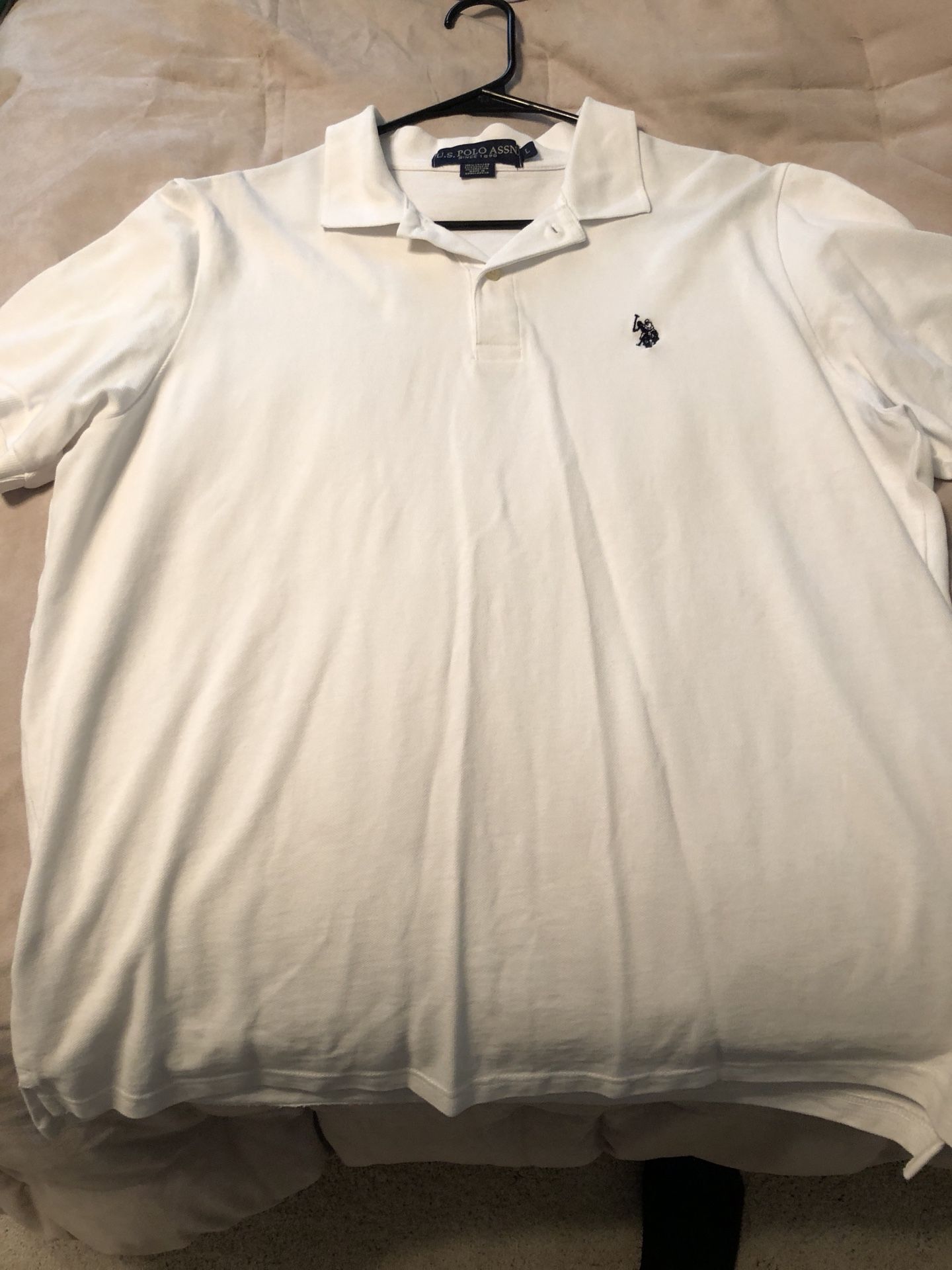 14 Large Polos