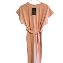 Nwt- Pretty Little Thing Women’s Dress, Size 6