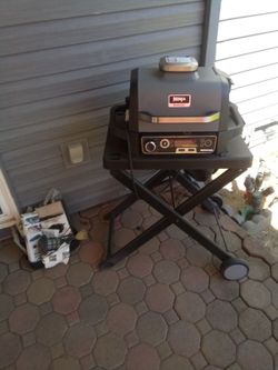 Ninja woodfire like new