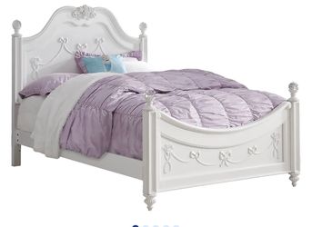 Disney Princess bedframe full bed