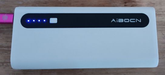 AIBOCN CELL PHONE CHARGER MODEL #WX010 OUTPUT 1:5V/2.1A OUTPUT 2: V1.OA