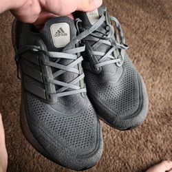 Size 10 - Adidas UltraBoost 21 Blue Oxide sz 10