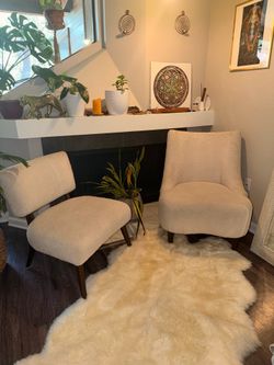 2 Vintage Chairs